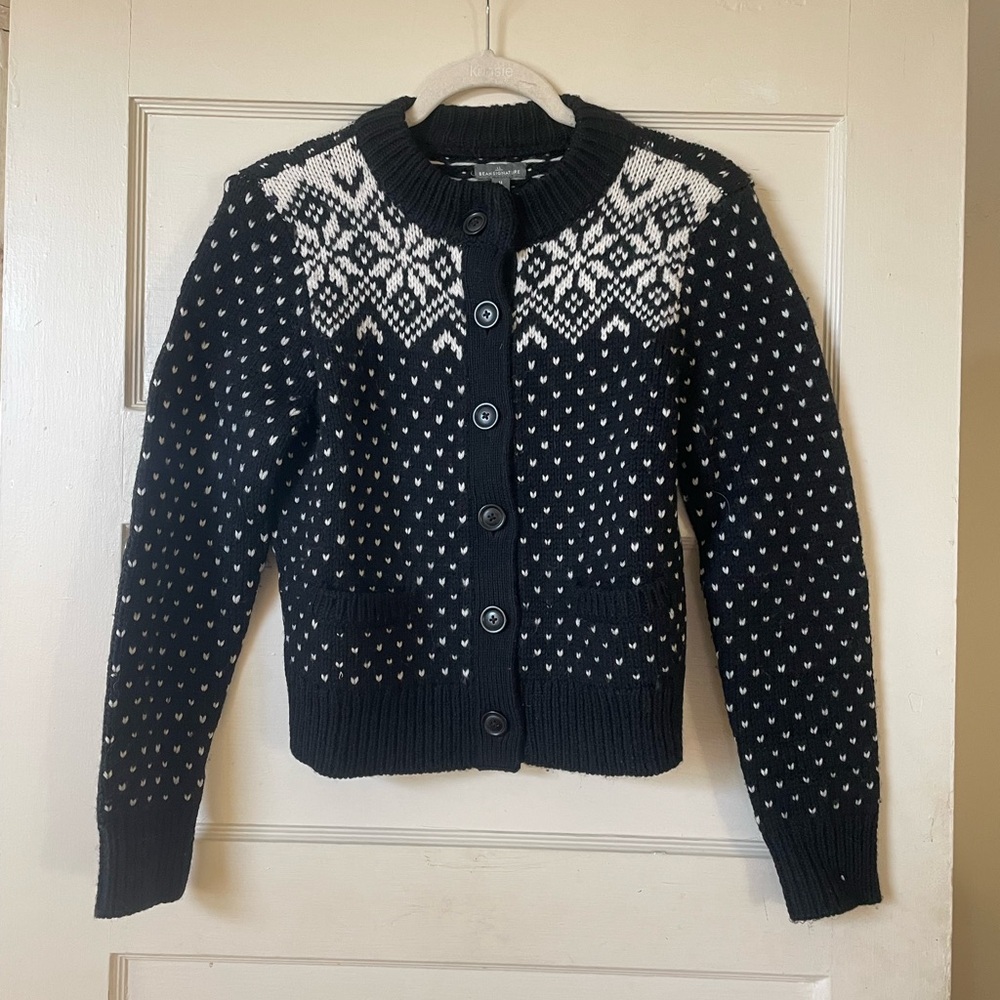 LL Bean Signature Fair Isle Black and White Knit Cardigan 100% Wool